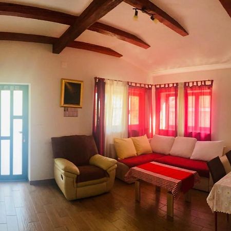 Apartmani Janja Starigrad Paklenica Dış mekan fotoğraf