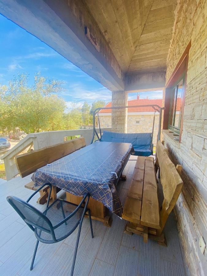 Apartmani Janja Starigrad Paklenica Dış mekan fotoğraf