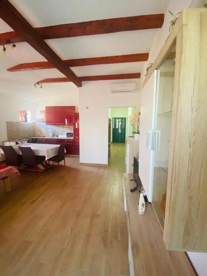 Apartmani Janja Starigrad Paklenica Dış mekan fotoğraf